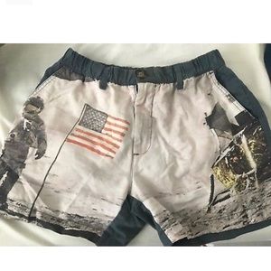 Chubbies - We landed on the Moon